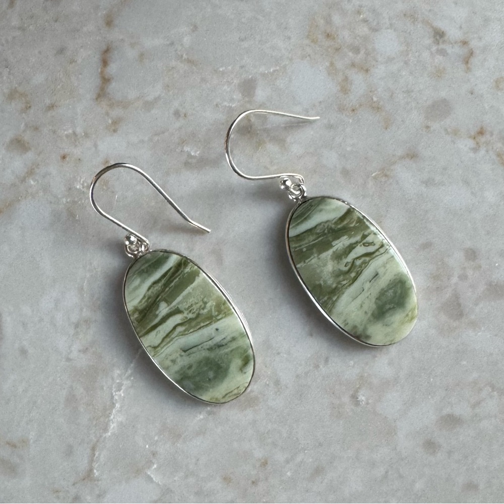 NWOT Sundance Green Waves Earrings, Serpentine, Sterling Silver - Picture 2 of 4